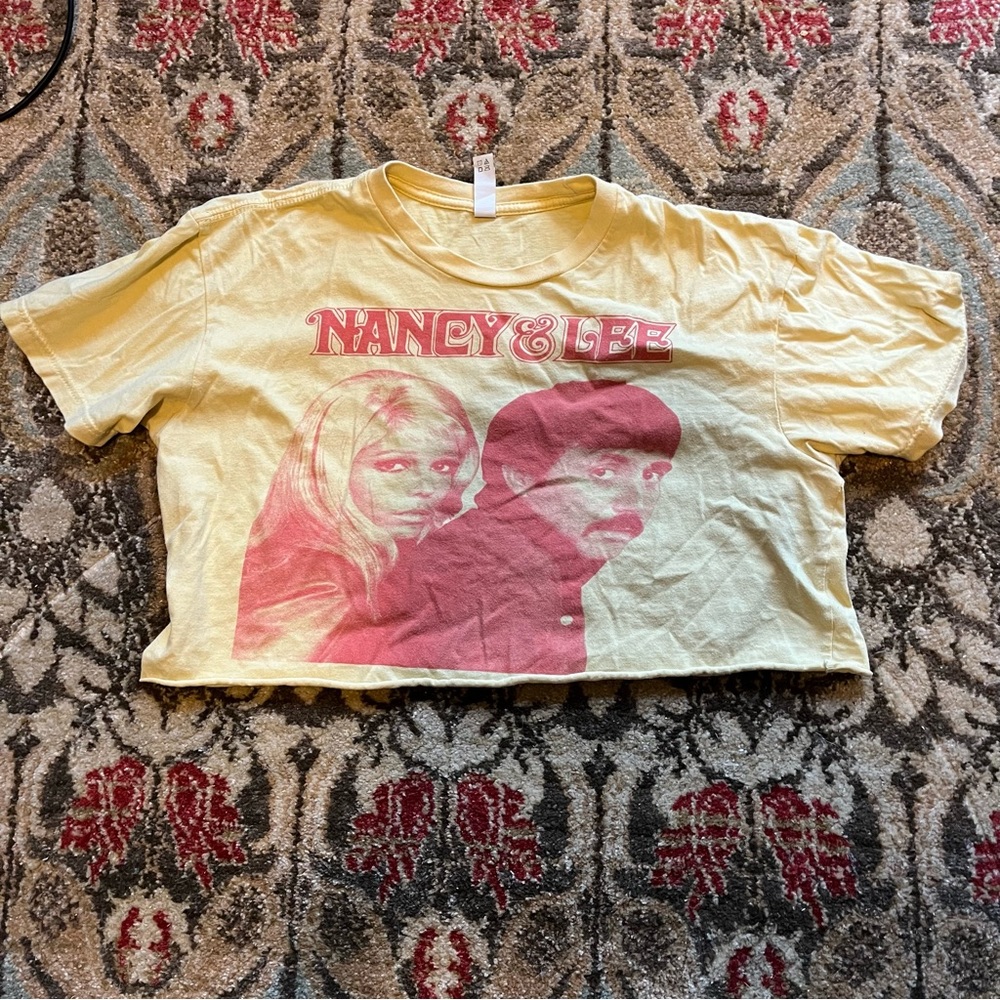 Vintage Nancy Sinatra T Shirt Cropped
